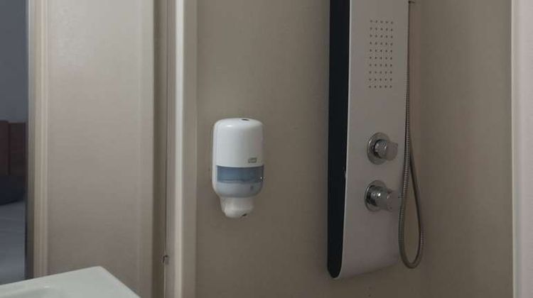 Kyriad Direct Agen Castelculier Room