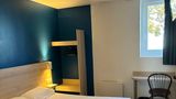 Kyriad Direct Dreux Room