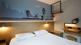 P'tit Dej-Hotel Orleans La Chapelle Room