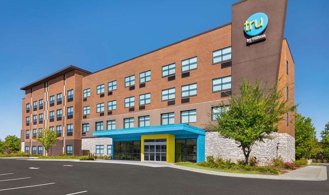 Tru by Hilton Lawrenceville Atlanta I-85 Exterior