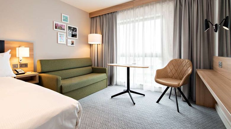 <b>Hilton Garden Inn Abingdon Oxford Room</b>. Images powered by <a href="https://iceportal.shijigroup.com/" title="IcePortal" target="_blank">IcePortal</a>.