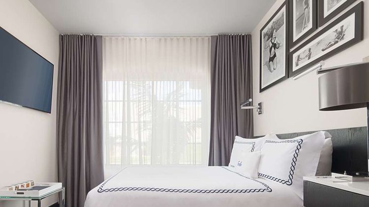 Gale South Beach, Curio Collection Room