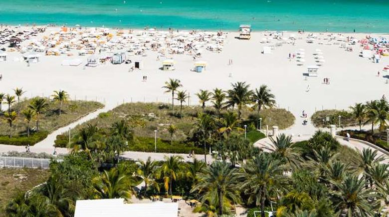 <b>Gale South Beach, Curio Collection Pool</b>. Images powered by <a href="https://iceportal.shijigroup.com/" title="IcePortal" target="_blank">IcePortal</a>.