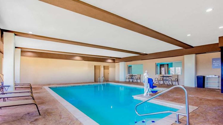 La Quinta Inn & Suites Northlake Pool