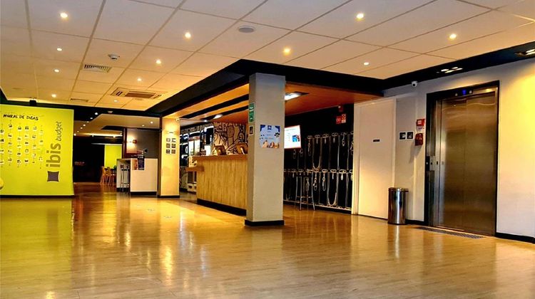 Ibis Budget Petropolis Exterior