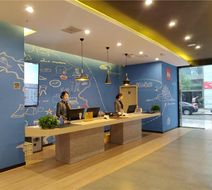 Ibis Guangyuan City Square Hotel Exterior
