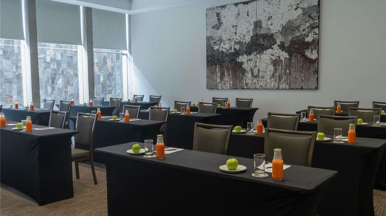 <b>Pullman Lima San Isidro Meeting</b>. Images powered by <a href="https://iceportal.shijigroup.com/" title="IcePortal" target="_blank">IcePortal</a>.