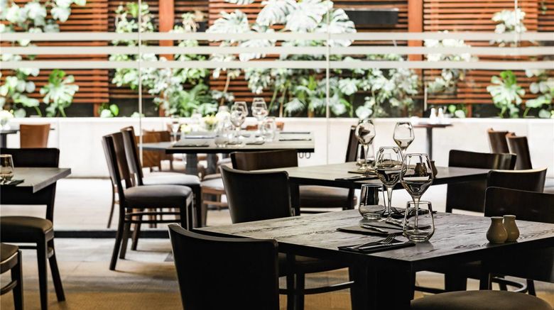 <b>Pullman El Bosque Santiago Restaurant</b>. Images powered by <a href="https://iceportal.shijigroup.com/" title="IcePortal" target="_blank">IcePortal</a>.