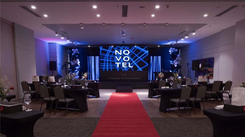 <b>Novotel Medellin El Tesoro Meeting</b>. Images powered by <a href="https://iceportal.shijigroup.com/" title="IcePortal" target="_blank">IcePortal</a>.