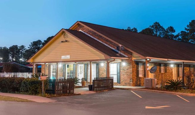 Travelodge Santee Exterior