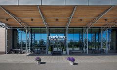 Park Inn by Radisson Oslo Airport West