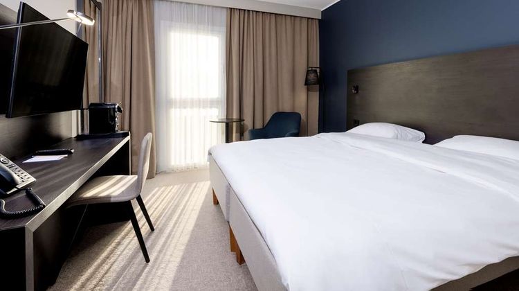 Park Inn by Radisson Oslo Airport West Room
