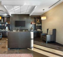 Best Western Plus Lakeview Hotel Lobby