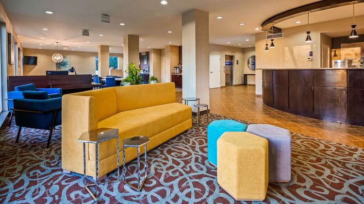 Best Western Dothan Inn & Suites Lobby