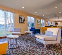 Best Western Dothan Inn & Suites Lobby