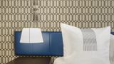 GLo Best Western Tulsa Catoosa Room