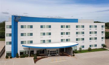 GLo Best Western Tulsa Catoosa