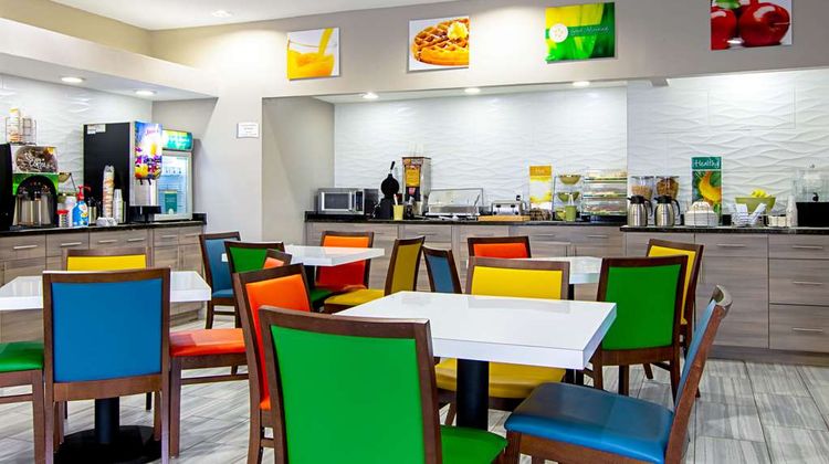 Quality Inn Villa Rica Restaurant