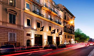 Leon's Place Hotel