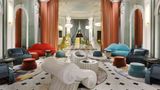 <b>Leon's Place Hotel Lobby</b>. Images powered by <a href="https://iceportal.shijigroup.com/" title="IcePortal" target="_blank">IcePortal</a>.