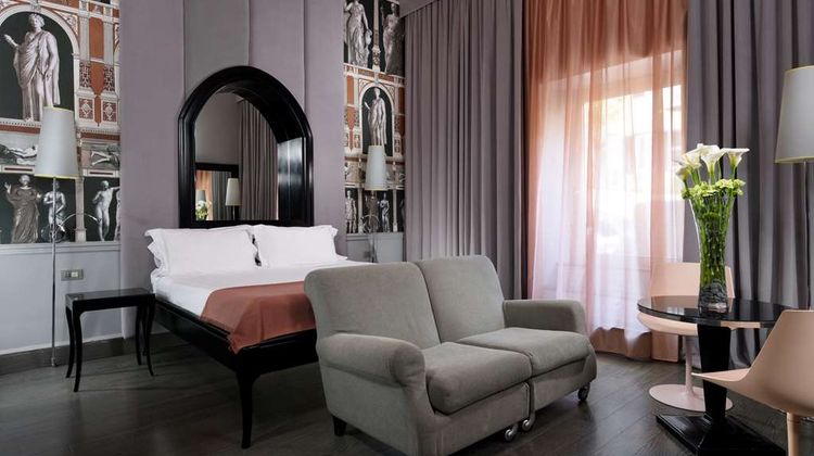 Leon's Place Hotel Suite