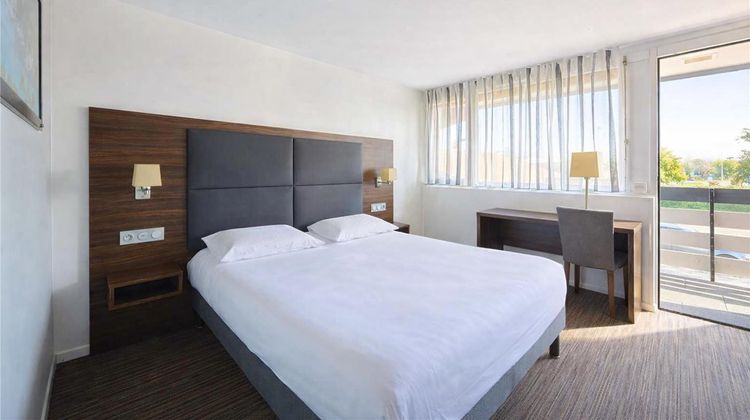 Kyriad Bordeaux Ouest-Merignac Aeroport Room