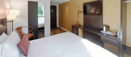 Kyriad Crepy-en-Valois Room