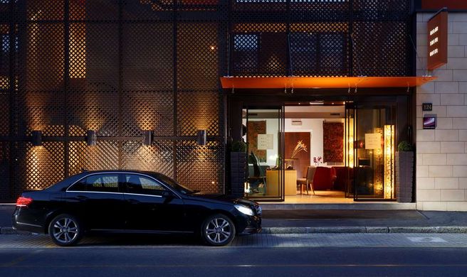 Milan Suite Hotel Exterior