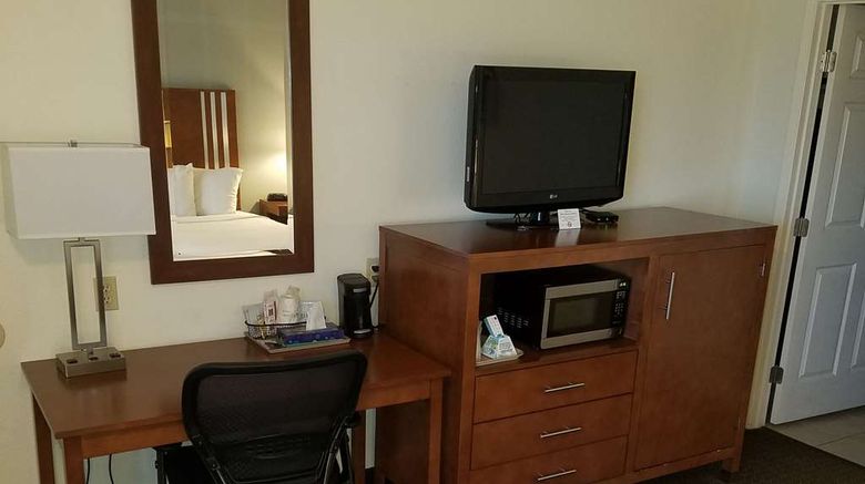 <b>SureStay Hotel by Best Western Hollister Other</b>. Images powered by <a href="https://iceportal.shijigroup.com/" title="IcePortal" target="_blank">IcePortal</a>.