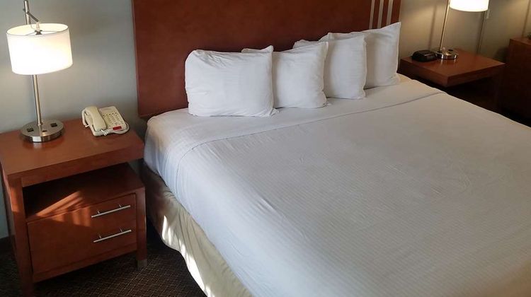 SureStay Hotel by Best Western Hollister Room
