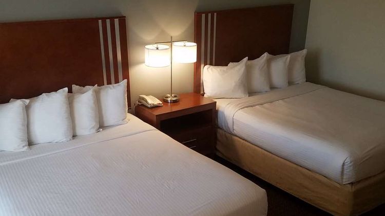 SureStay Hotel by Best Western Hollister Room