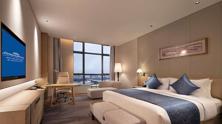 Howard Johnson by Wyndham Jimei Lake Plz Room