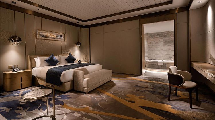Howard Johnson by Wyndham Jimei Lake Plz Suite