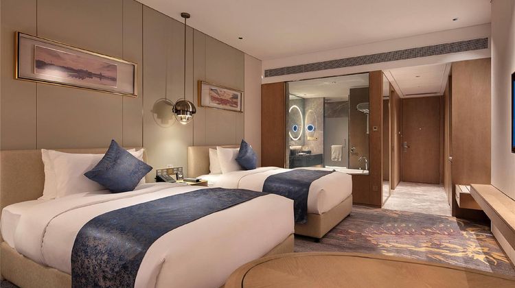 Howard Johnson by Wyndham Jimei Lake Plz Room