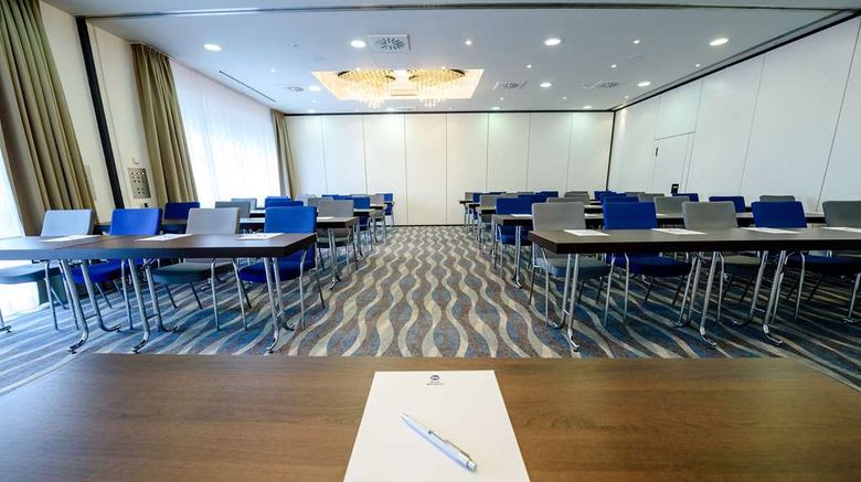 <b>Dorint Hotel Alzey/Worms Meeting</b>. Images powered by <a href="https://iceportal.shijigroup.com/" title="IcePortal" target="_blank">IcePortal</a>.