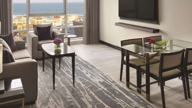 <b>Hyatt Regency Al Kout Mall Kuwait City Suite</b>. Images powered by <a href="https://iceportal.shijigroup.com/" title="IcePortal" target="_blank">IcePortal</a>.