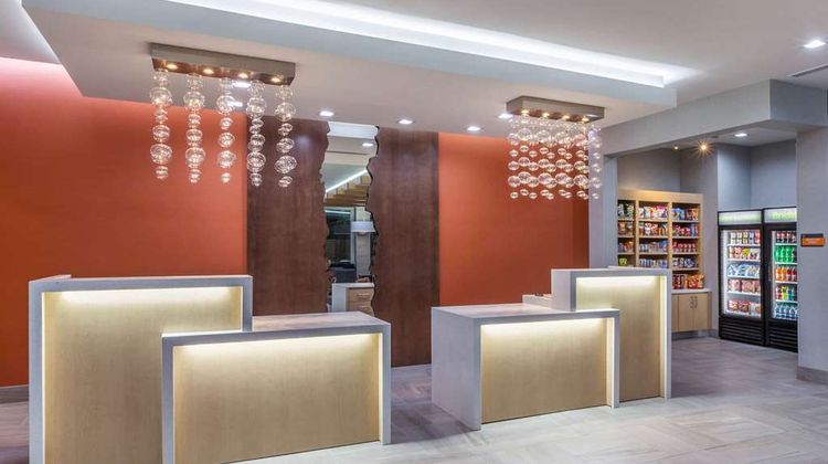 La Quinta Inn & Suites Houston East I-10 Lobby