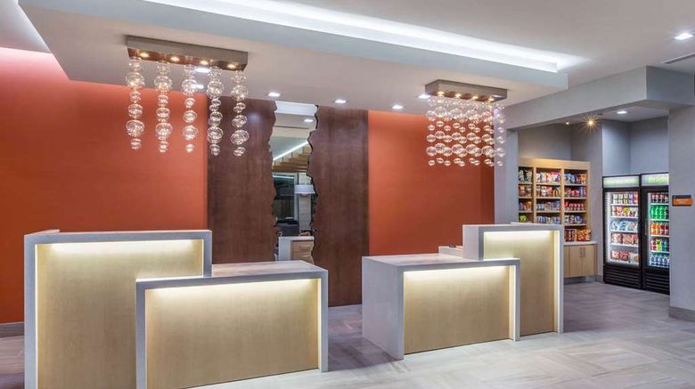 <b>La Quinta Inn & Suites Houston East I-10 Lobby</b>. Images powered by <a href="https://iceportal.shijigroup.com/" title="IcePortal" target="_blank">IcePortal</a>.