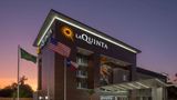 La Quinta Inn & Suites Houston East I-10 Exterior