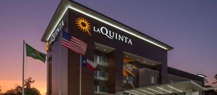 La Quinta Inn & Suites Houston East I-10 Exterior