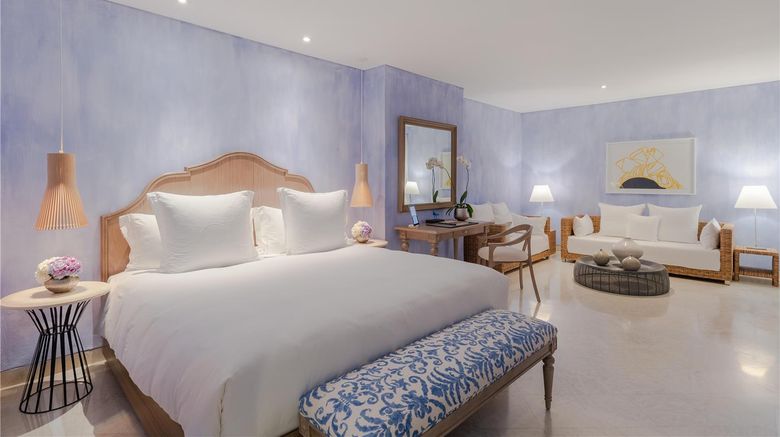 <b>Hotel Charleston Santa Teresa Suite</b>. Images powered by <a href="https://iceportal.shijigroup.com/" title="IcePortal" target="_blank">IcePortal</a>.
