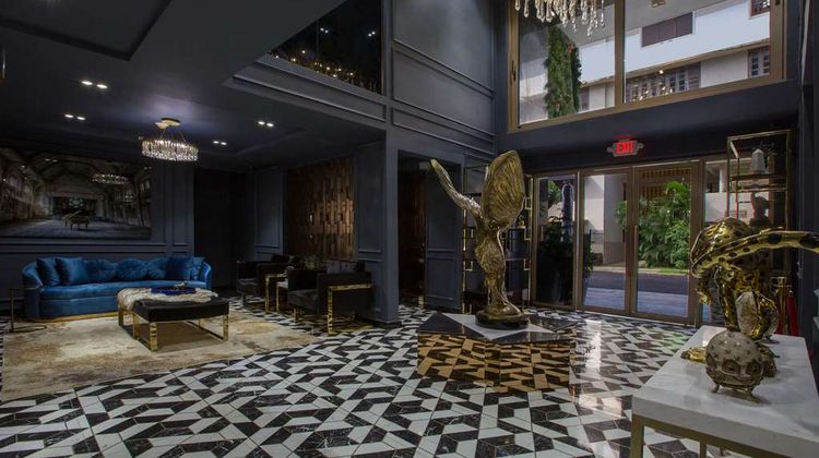 O:LV Fifty Five Hotel Lobby