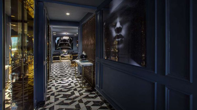 O:LV Fifty Five Hotel Lobby
