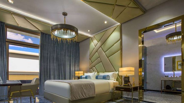 O:LV Fifty Five Hotel Suite