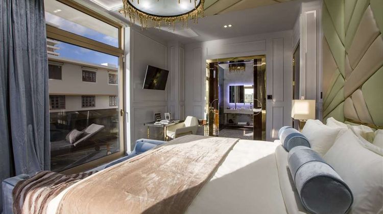 O:LV Fifty Five Hotel Suite