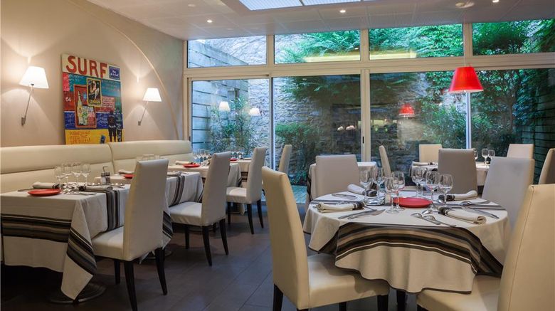 <b>Hotel Les Thermes de l'Avenue Restaurant</b>. Images powered by <a href="https://iceportal.shijigroup.com/" title="IcePortal" target="_blank">IcePortal</a>.