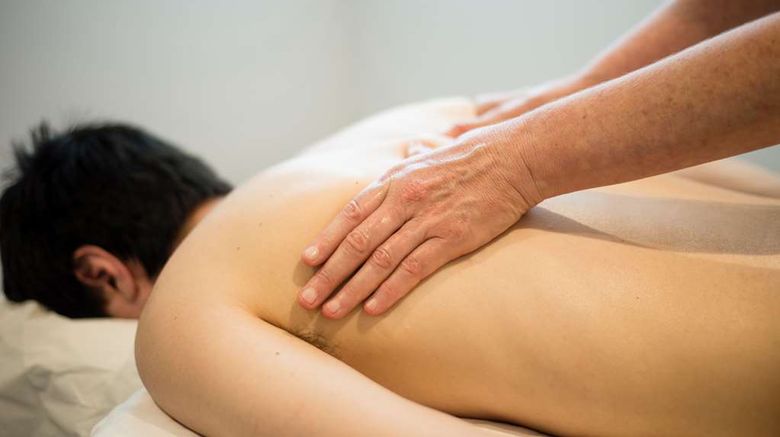 <b>Hotel Levesque Spa</b>. Images powered by <a href="https://iceportal.shijigroup.com/" title="IcePortal" target="_blank">IcePortal</a>.