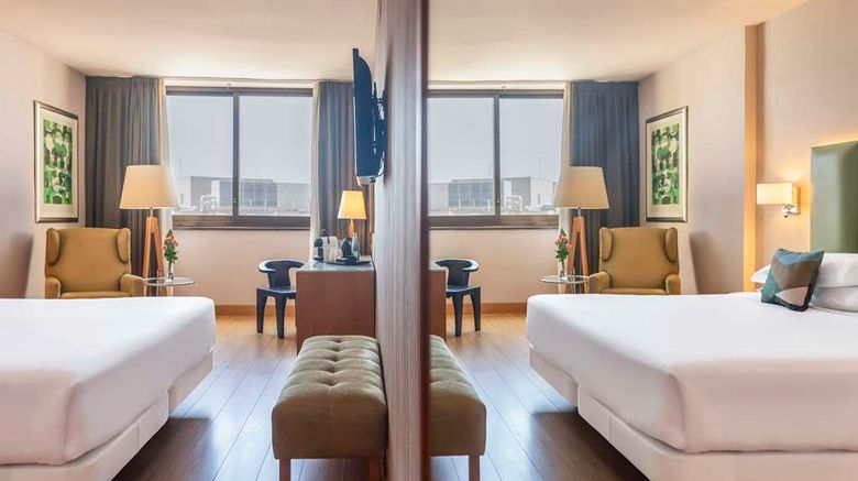 <b>Hesperia Sant Just Room</b>. Images powered by <a href="https://iceportal.shijigroup.com/" title="IcePortal" target="_blank">IcePortal</a>.