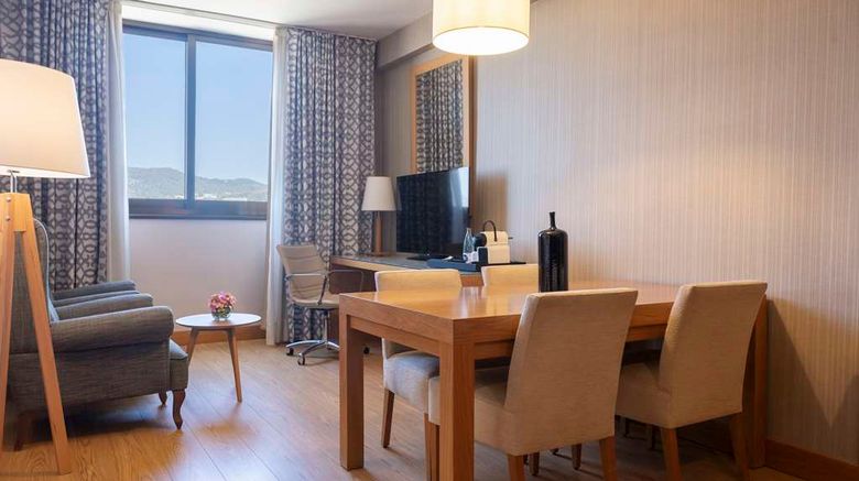 <b>Hesperia Sant Just Room</b>. Images powered by <a href="https://iceportal.shijigroup.com/" title="IcePortal" target="_blank">IcePortal</a>.