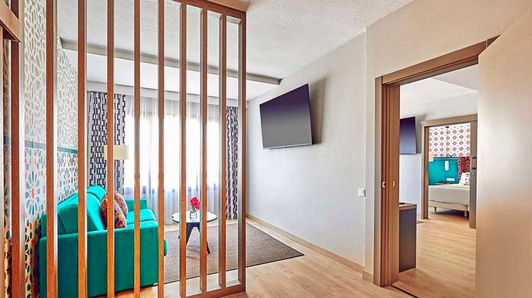 Hesperia Sevilla Suite